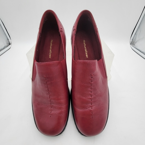 Naturalizer Red Leather Music Blue 129N75 Slip on Size 10M - Picture 1 of 8